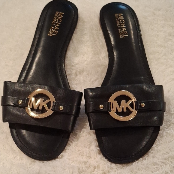 Michael Kors Black Leather Slide Sandals with Gold Logo - Picture 5 of 5